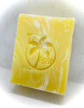 Cargar imagen en el visor de la galería, PASSIONFRUIT CITRUS coconut soap