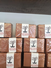 Cargar imagen en el visor de la galería, PALO SANTOS & Moroccan red CLAY Coconut Soap