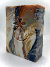 Cargar imagen en el visor de la galería, LEATHER & ALLSPICE coconut soap