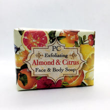 Cargar imagen en el visor de la galería, ALMOND & CITRUS EXFOLIATING Coconut Soap