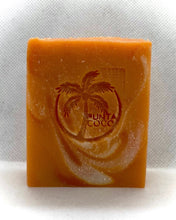 Cargar imagen en el visor de la galería, PAPAYA MANGO COCONUT soap